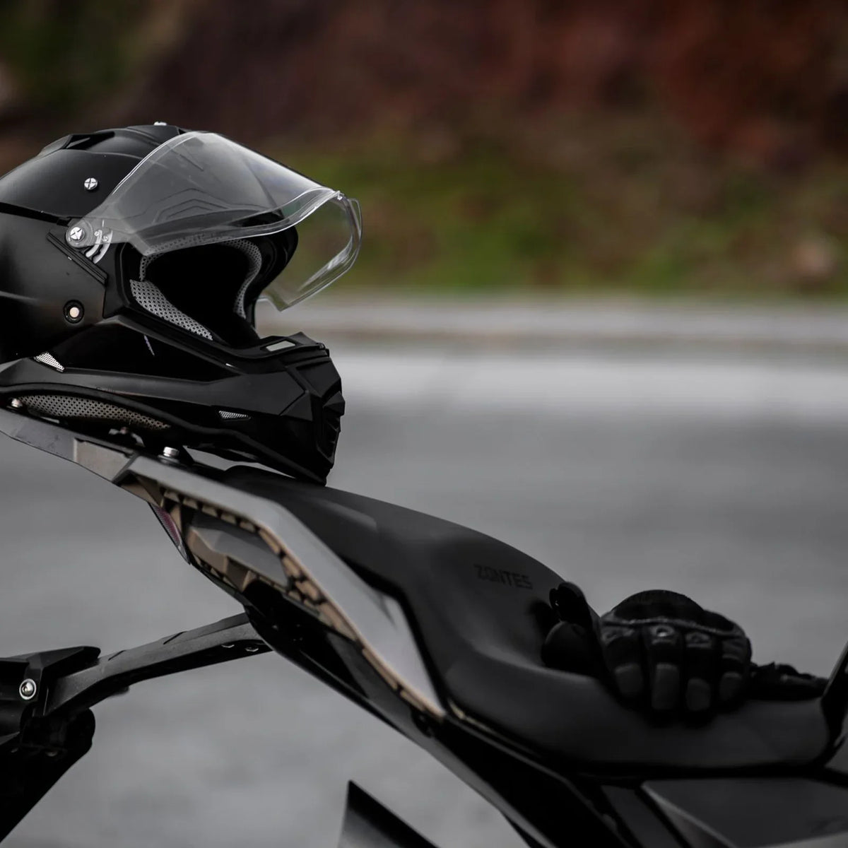 Imagen demostrativa: Accesorios para motocicletas y motociclistas