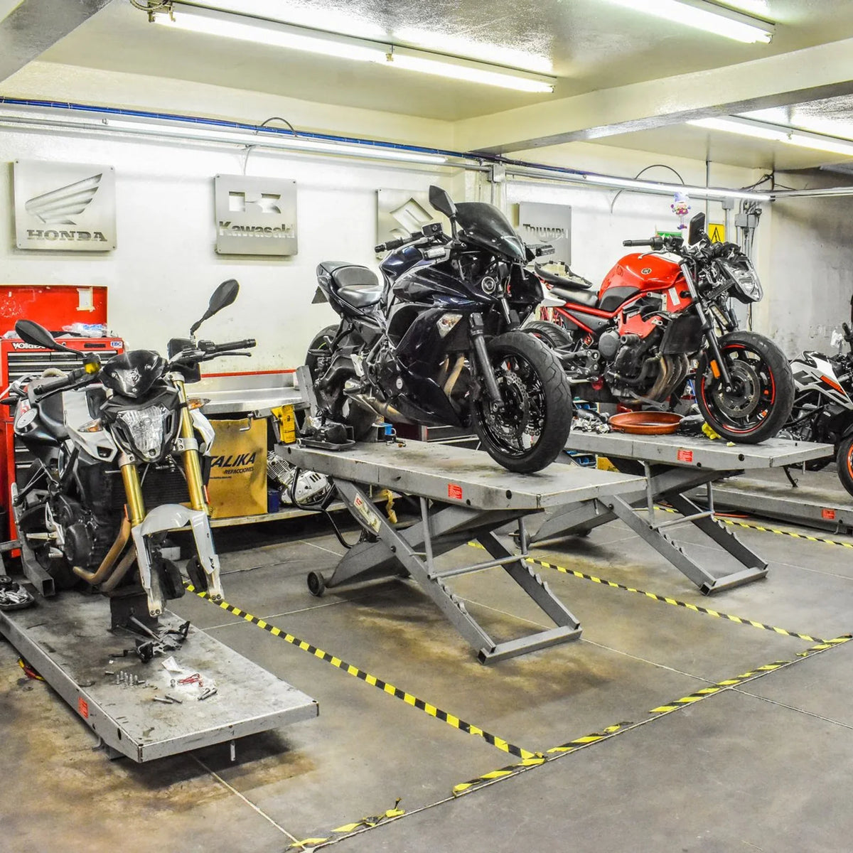 Imagen demostrativa: Servicio técnico de motocicletas
